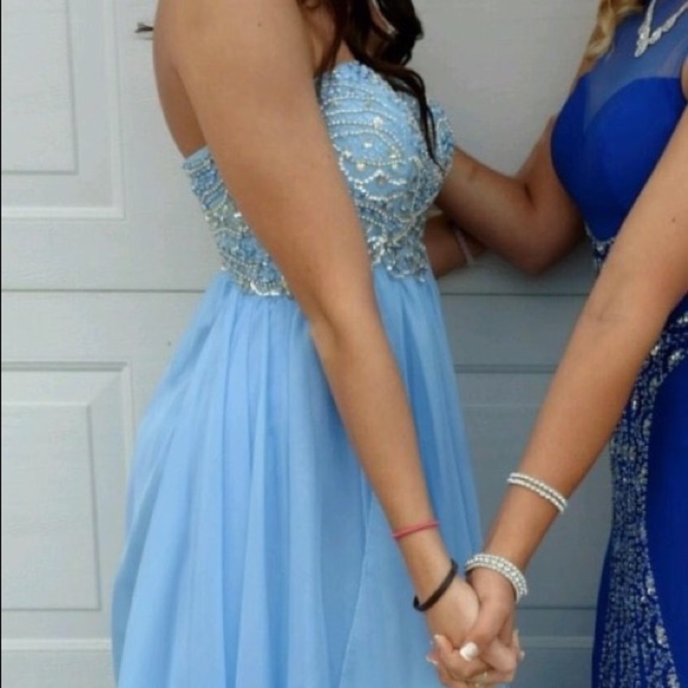 MAKE AN OFFER 🤩 Sherri Hill dress